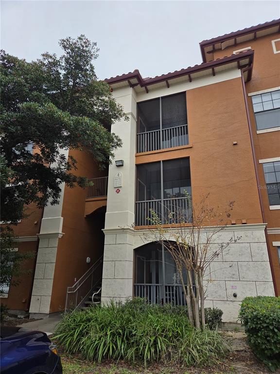 6151 METROWEST BOULEVARD UNIT 203