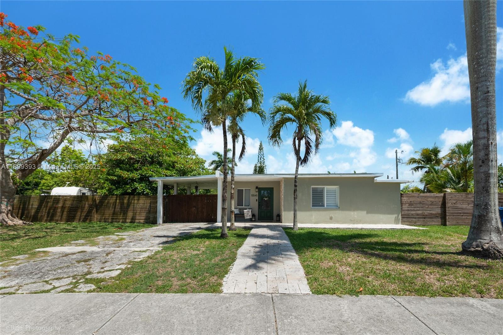 15545 Garfield Dr, Homestead FL 33033