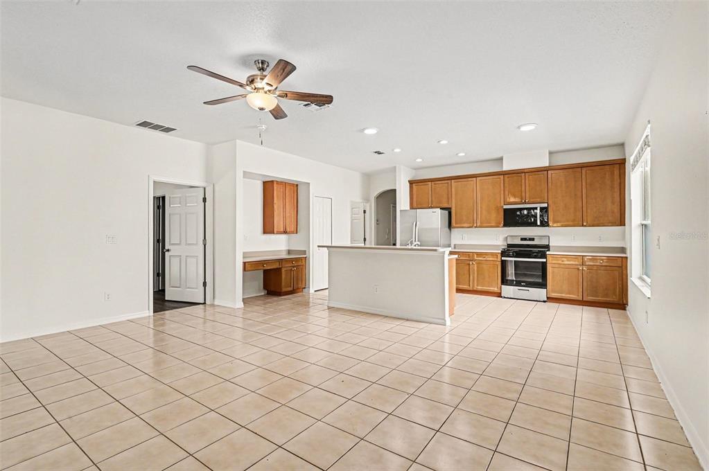13450 SUNKISS LOOP, WINDERMERE, FL — photo 2 of 16