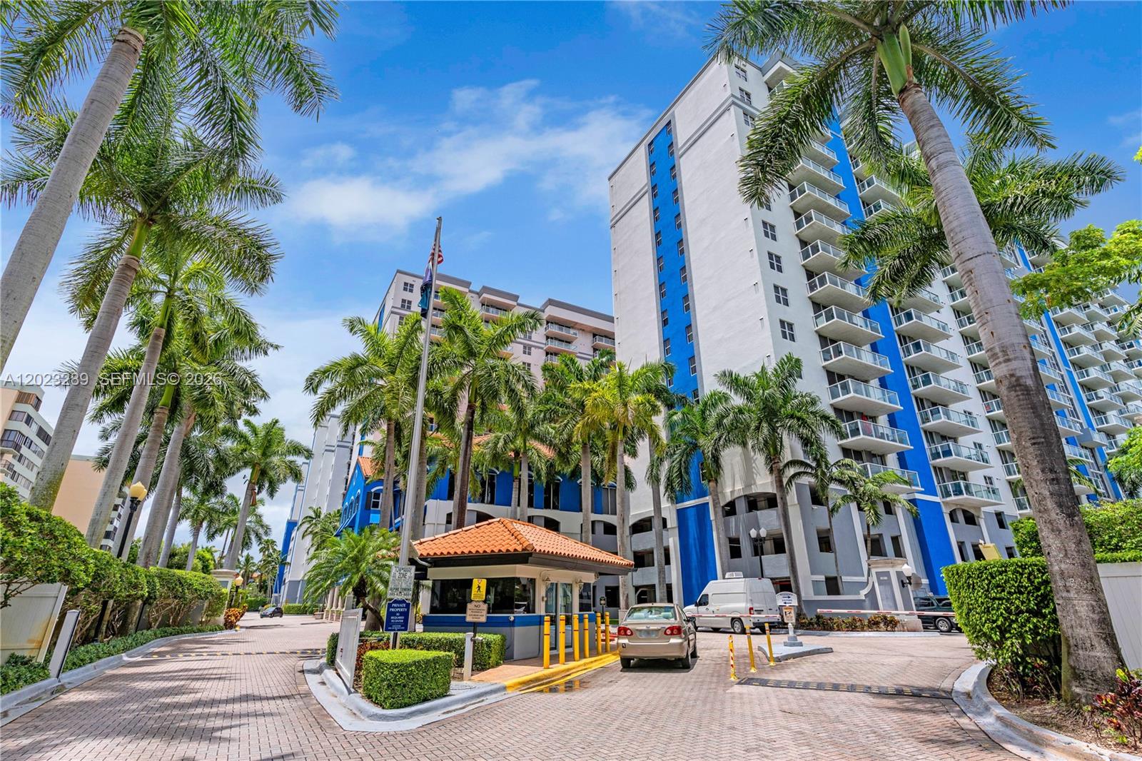 5077 NW 7th St # 517, Miami FL 33126