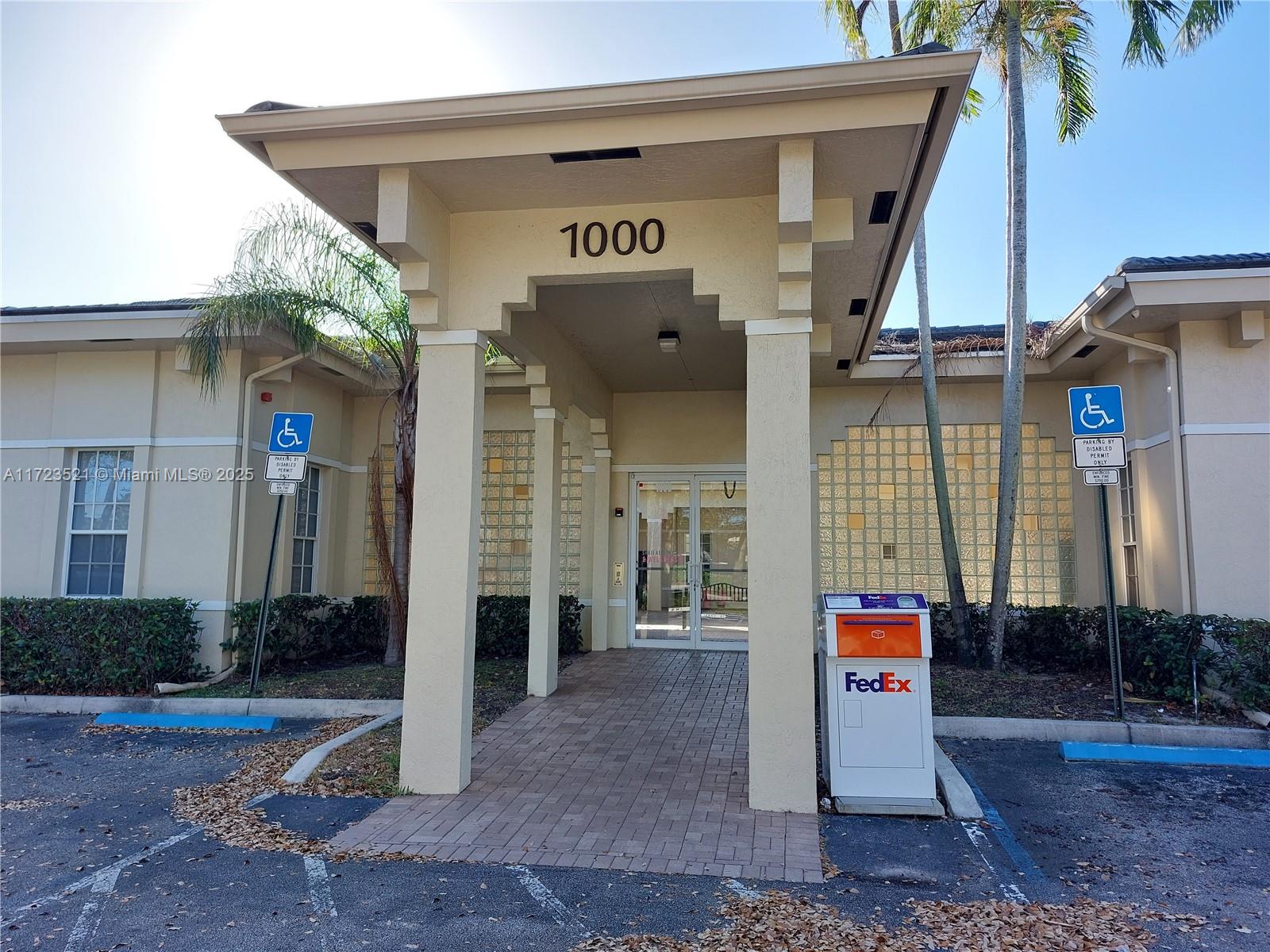1000 N Hiatus Rd # 120A, Pembroke Pines FL 33026