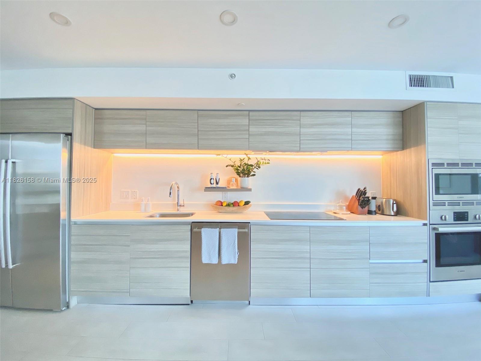 6620 Indian Creek Dr # 617, Miami Beach FL 33141