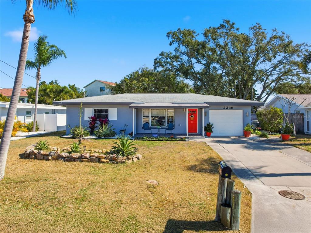 2269 CAROLYN DRIVE, DUNEDIN, FL — photo 3 of 30