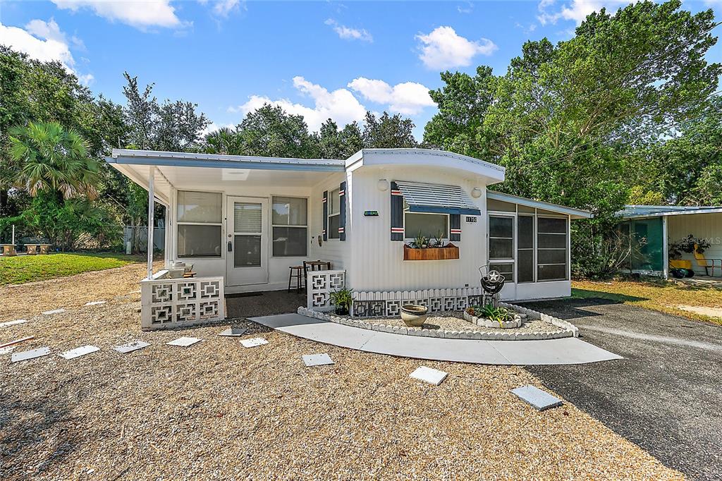 11750 HICKORY LANE