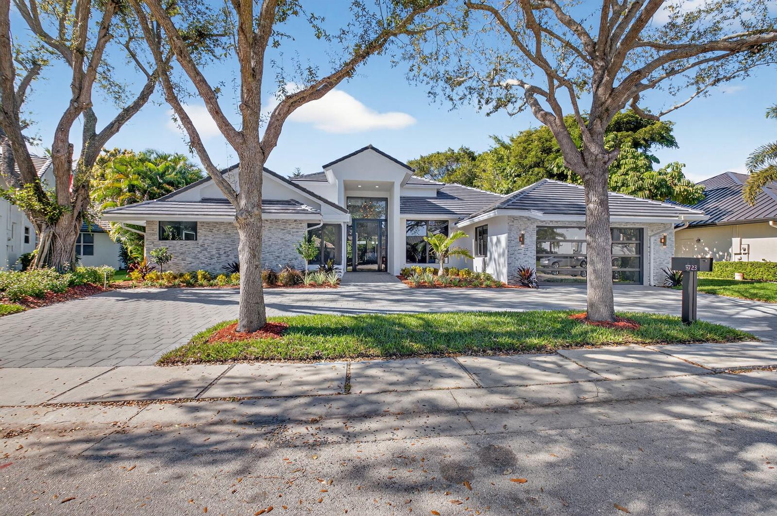5723 Hamilton Way, Boca Raton FL 33496
