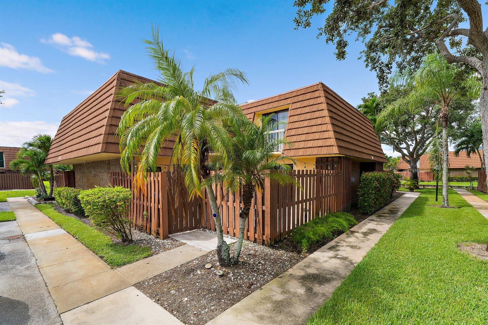 825 Center Street # 30a, Jupiter FL 33458