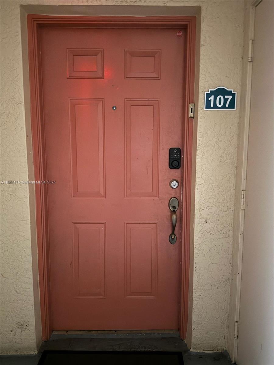2427 Centergate Dr # 107, Miramar FL 33025