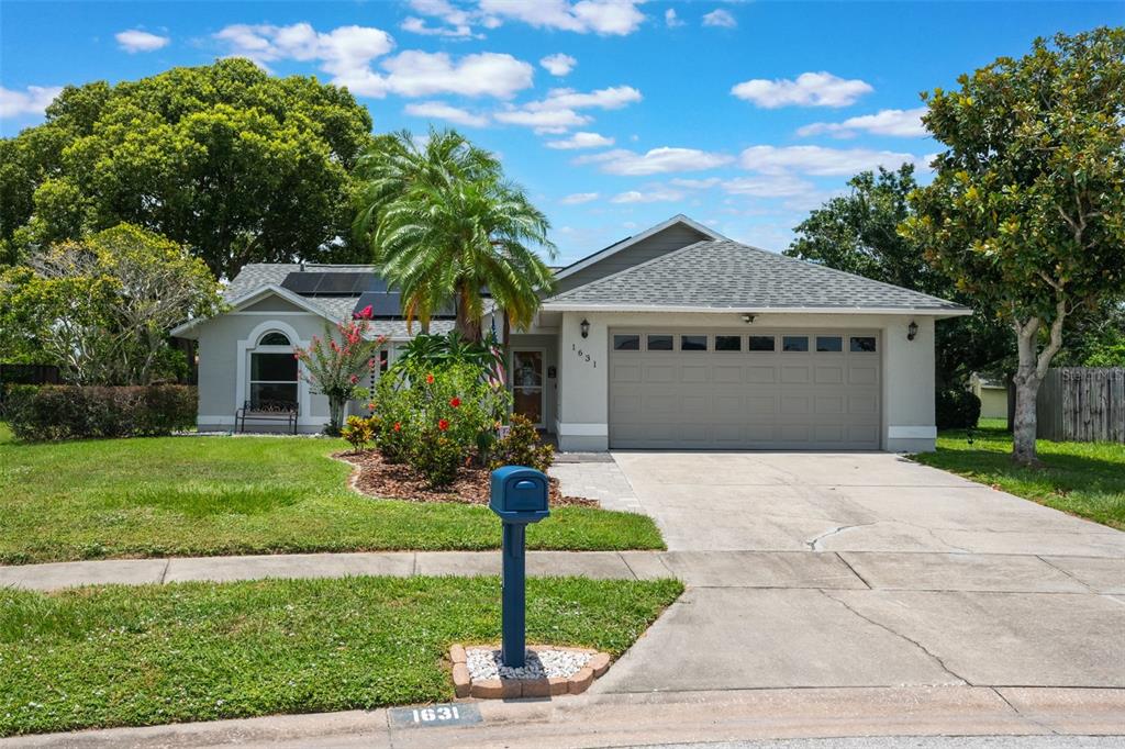 1631 WOODBAY COURT