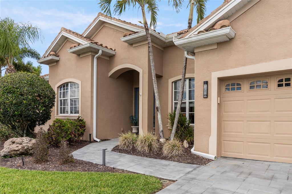 1872 COCONUT PALM CIRCLE, NORTH PORT, FL — photo 4 of 30