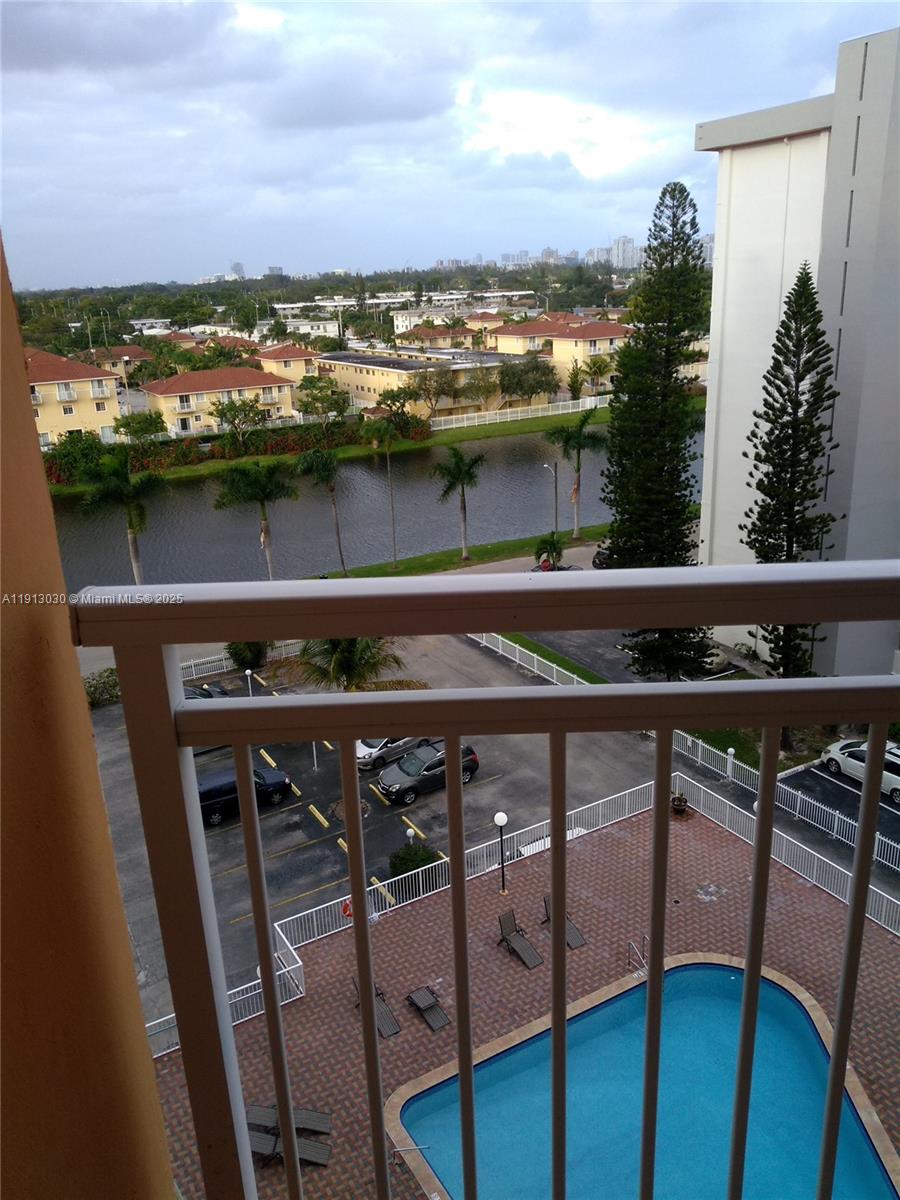 2025 NE 164th St # 806, North Miami Beach FL 33162