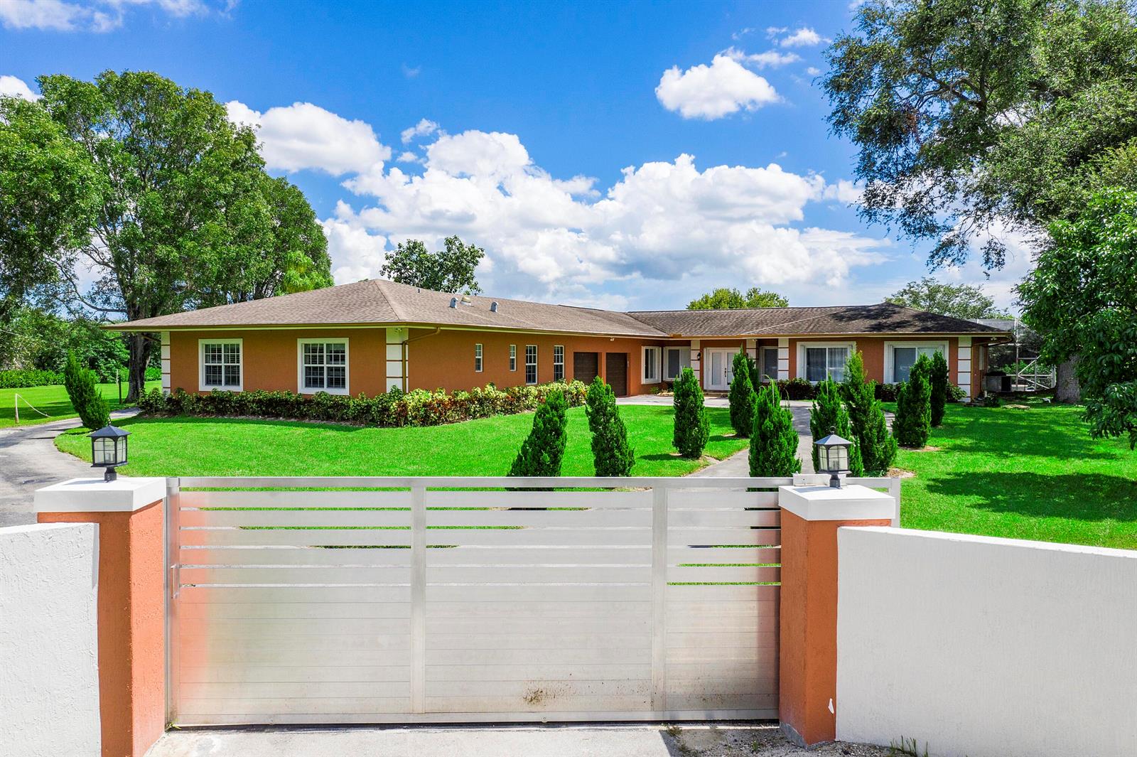 7600 NW 82nd Terrace, Parkland FL 33067