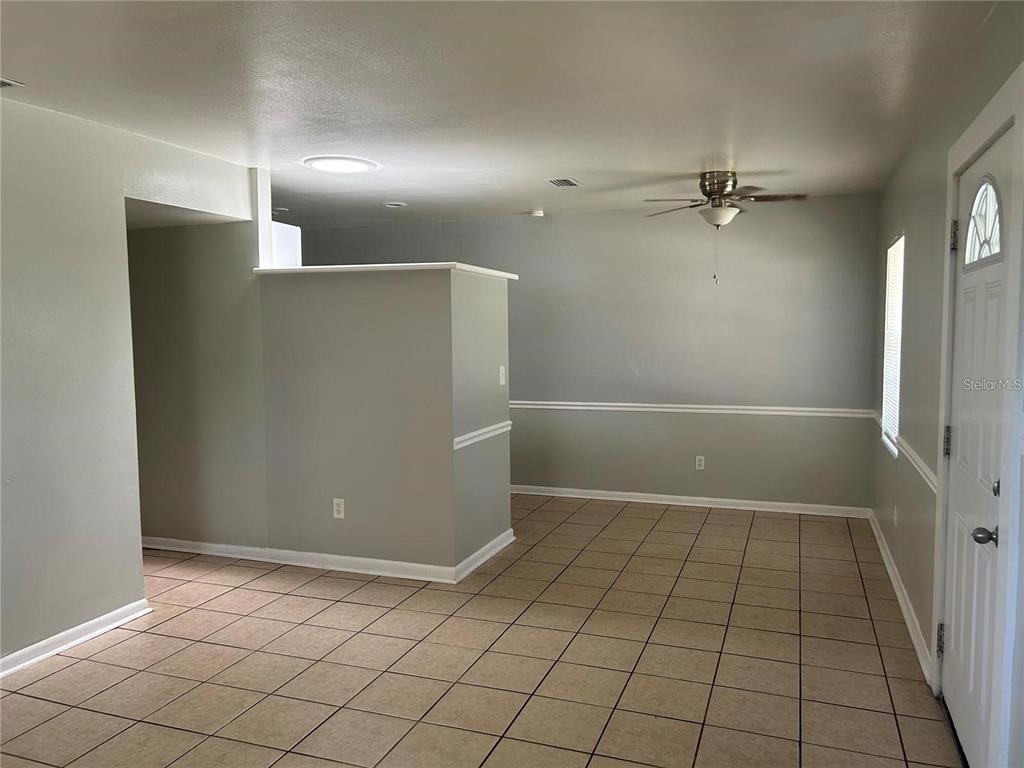 232 BEVERLY BOULEVARD, BRANDON, FL — photo 4 of 30