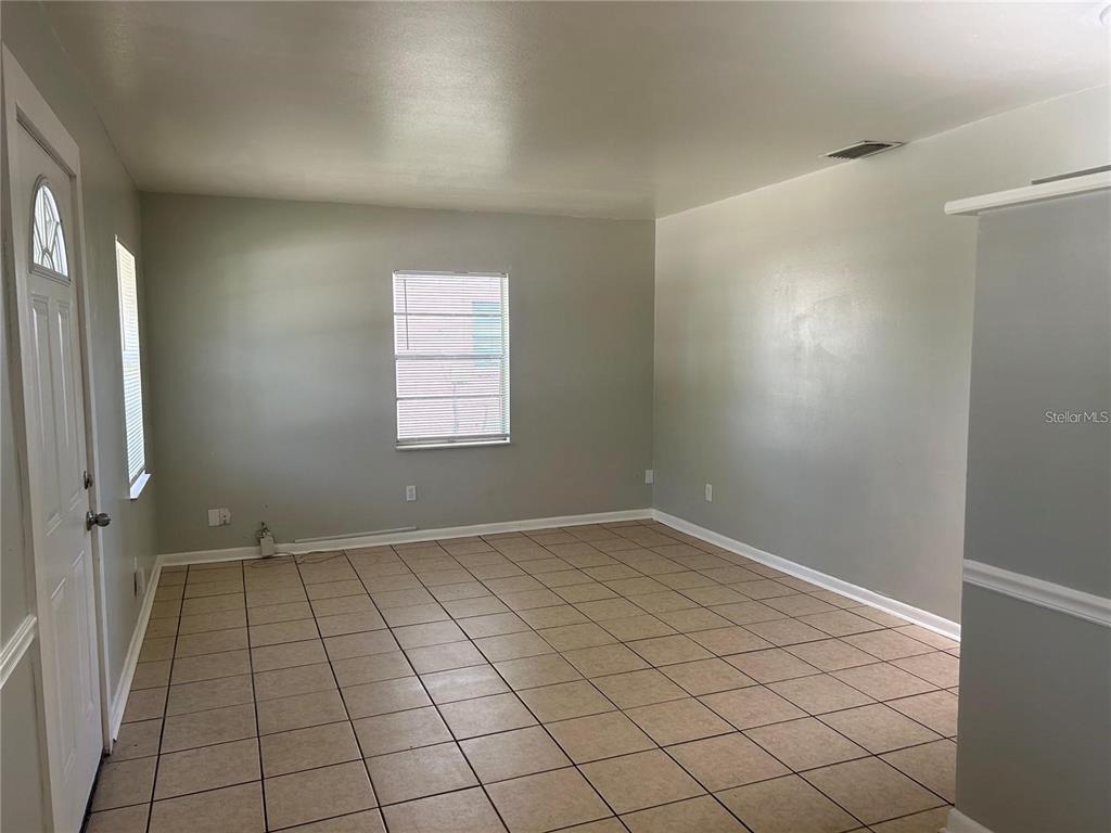 232 BEVERLY BOULEVARD, BRANDON, FL — photo 5 of 30