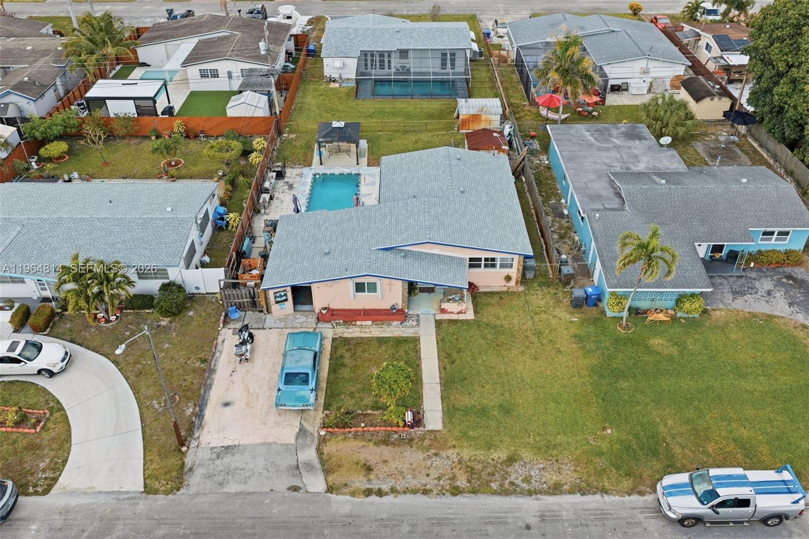 7121 Wilson St, Hollywood FL 33024