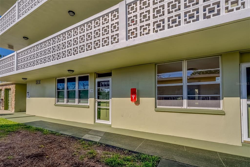 4710 BAY STREET NE UNIT 109