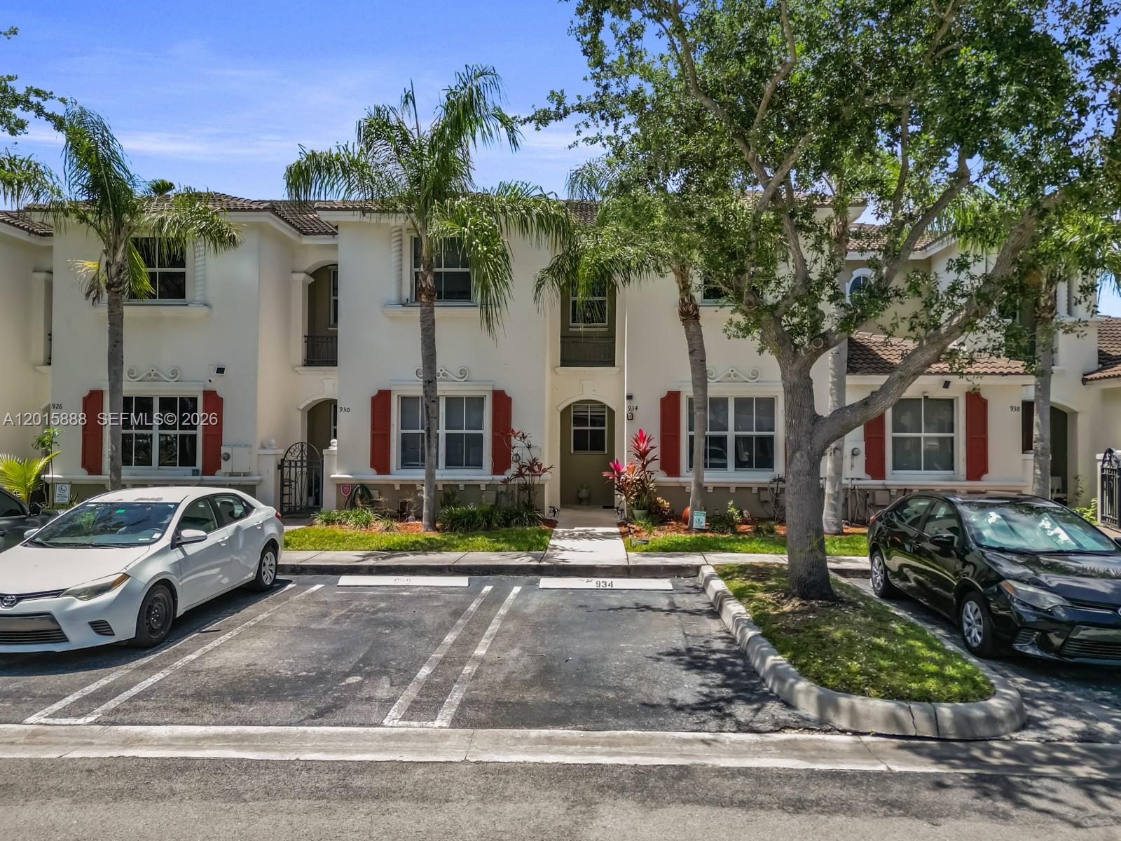 934 NE 42nd Ter, Homestead FL 33033