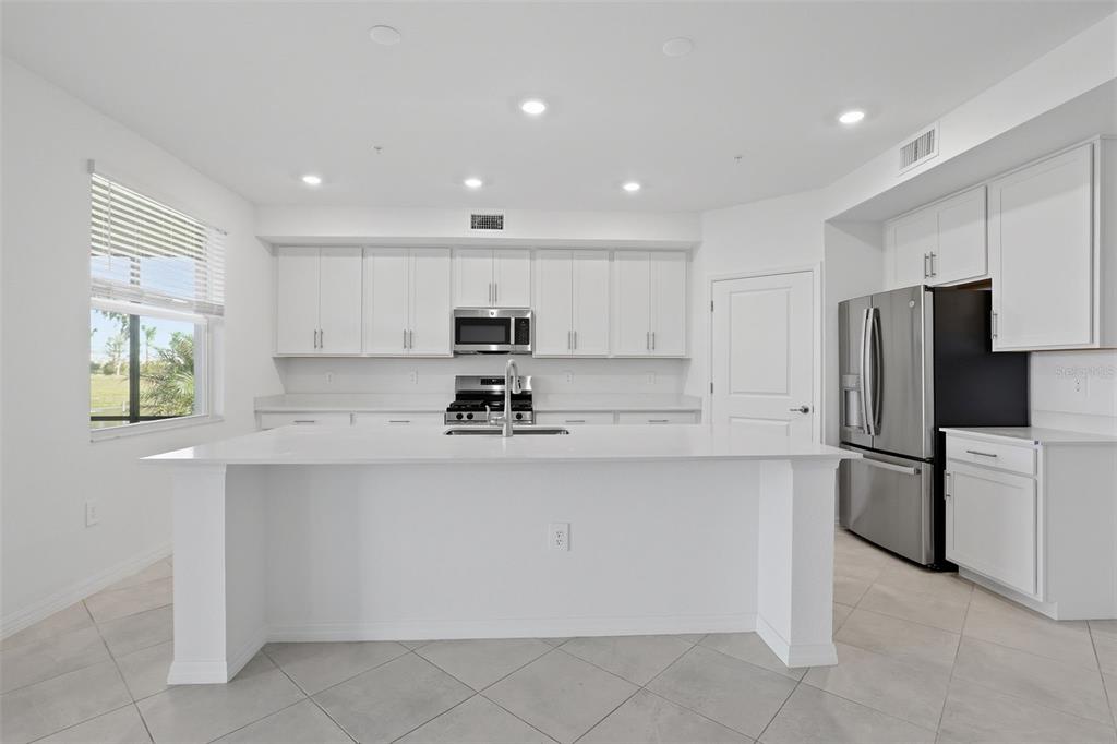 19238 CHERRYSTONE WAY UNIT 101, LAKEWOOD RANCH, FL — photo 4 of 19