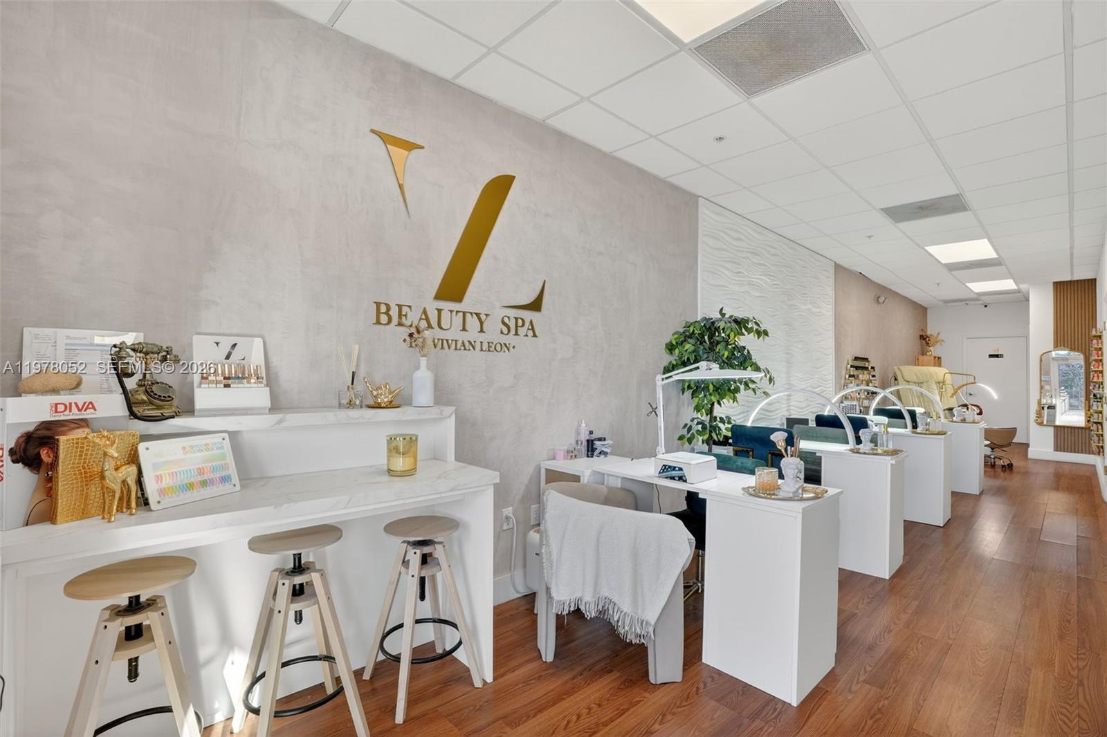 Beauty Service Spa For Sale in Doral, Doral FL 33178