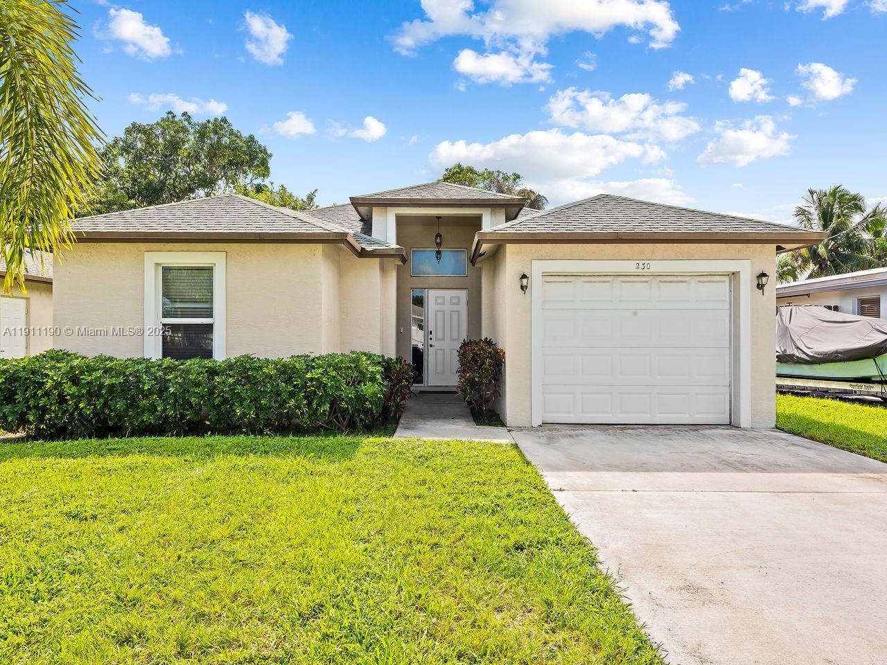 230 Ipswich St, Boca Raton FL 33487
