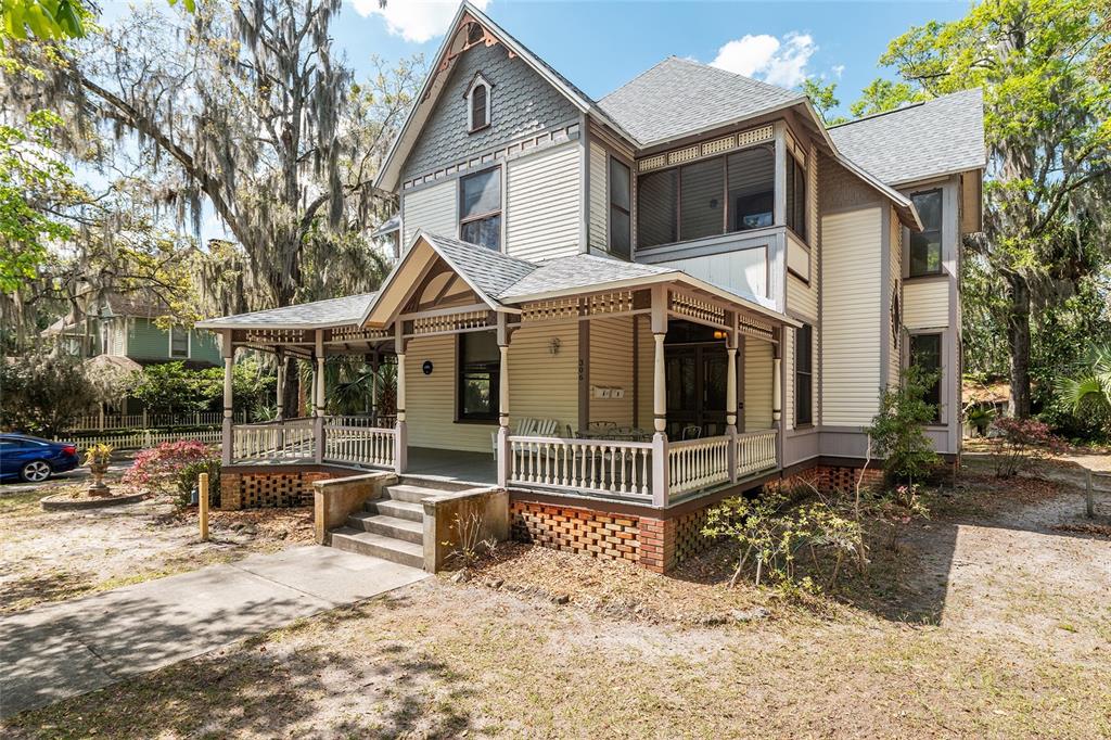306 NE 3RD STREET, GAINESVILLE, FL — photo 3 of 30