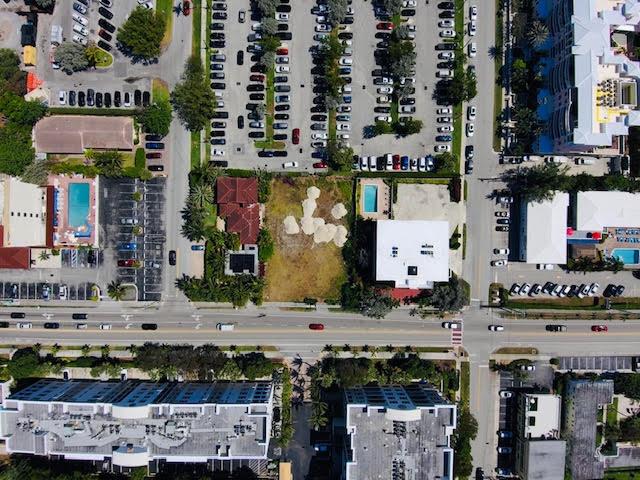 This aerial map view shows a vacant lot surrounded by commercial buildings and parking lots — 120 S Ocean Drive, Deerfield Beach FL 33441, DEERFIELD BEACH, FL