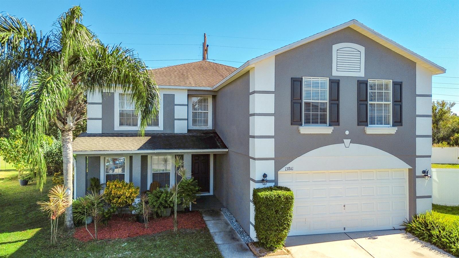 13841 Chihuly Court, Orlando FL 32824
