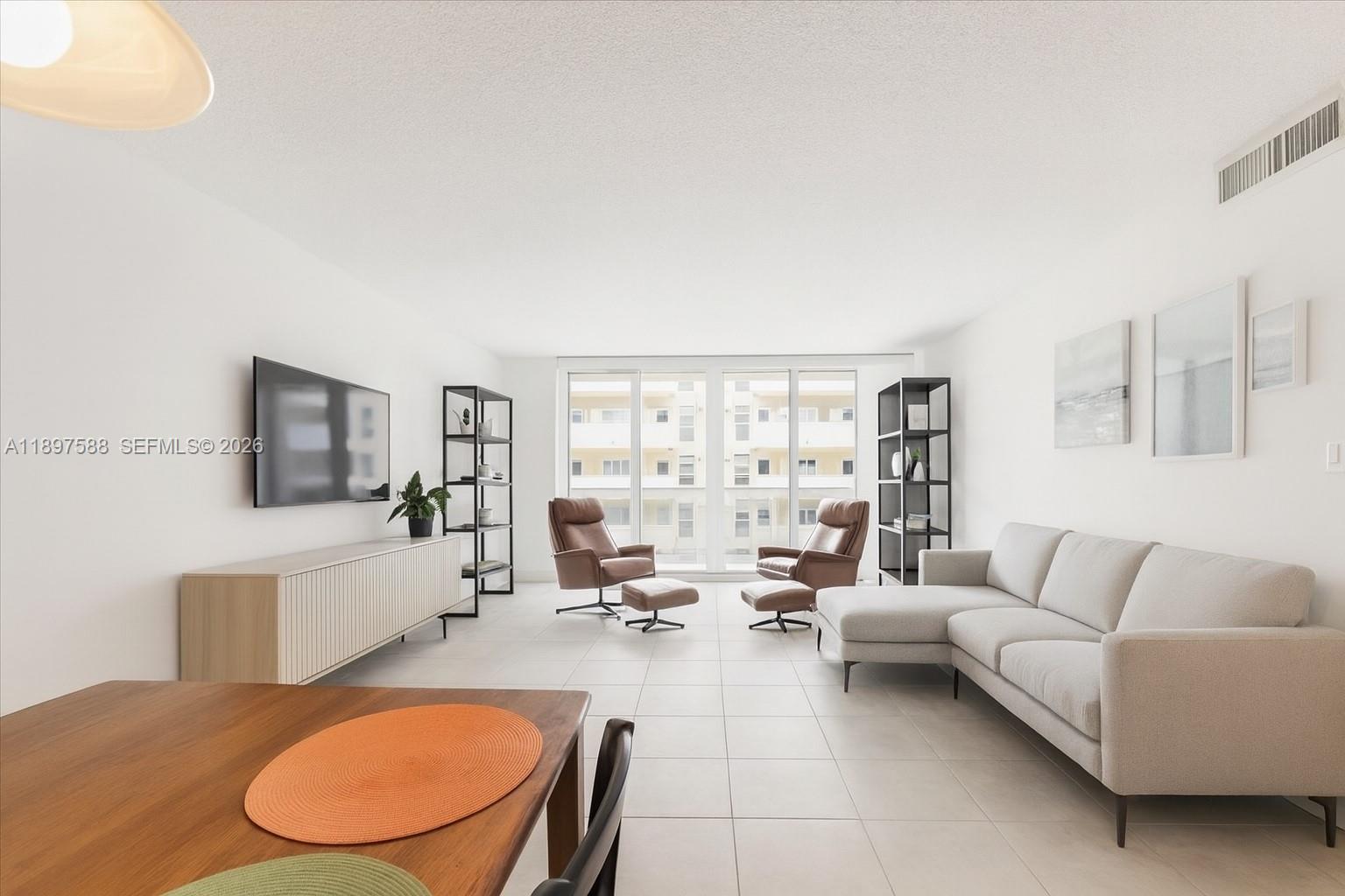3140 S Ocean Dr # 207, Hallandale Beach FL 33009