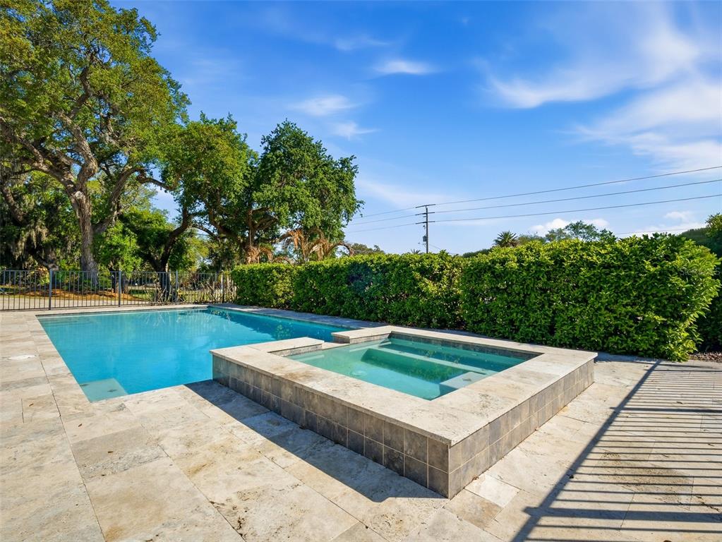 428 N RIVERSIDE DRIVE, EDGEWATER, FL — photo 3 of 30