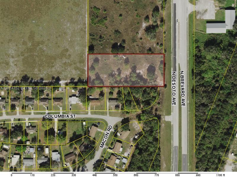This aerial map shows a rectangular vacant lot highlighted in red near a road intersection — 1525 N HIGHWAY 17, Unincorporated Dade County FL 34266, UNINCORPORATED DADE COUNTY, FL