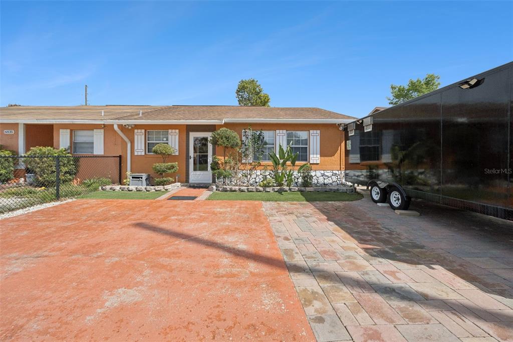 6837 EDGEFIELD LANE