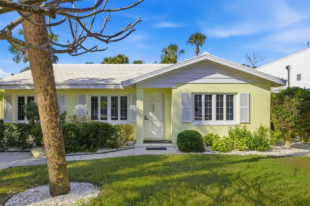 323 MADISON DRIVE