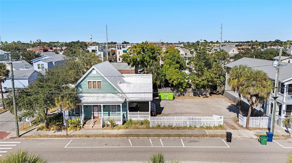 2002 E 4TH AVENUE, TAMPA, FL — photo 2 of 10