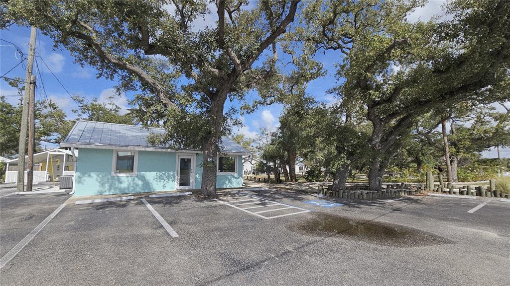 870 S MCCALL ROAD UNIT #8