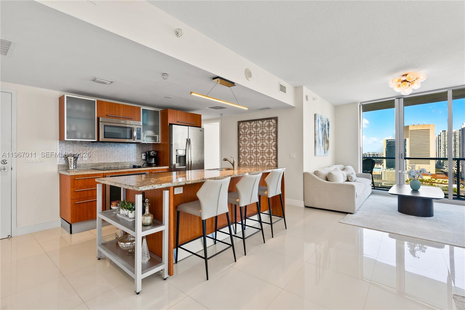 185 SW 7th St # 2611, Miami FL 33130