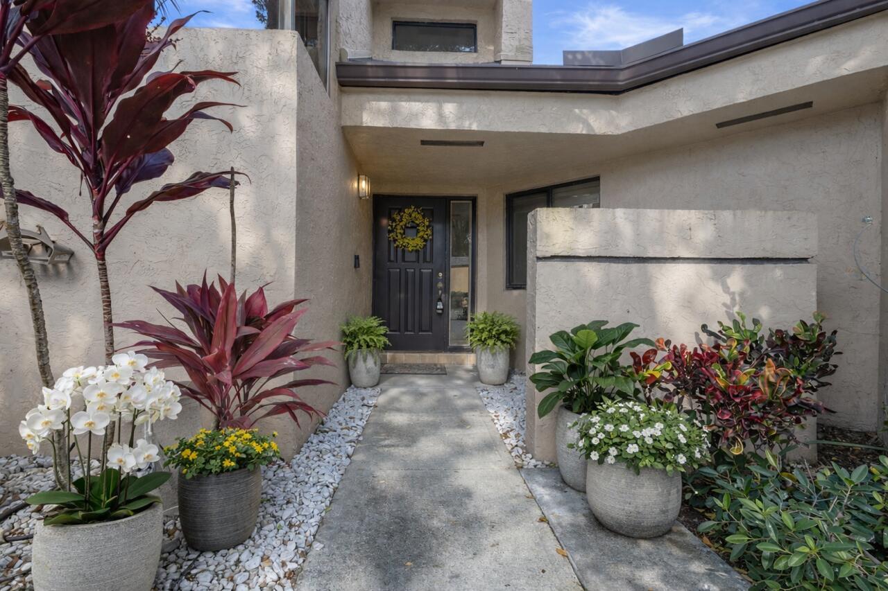 124 Chelsea Lane S, Plantation FL 33324