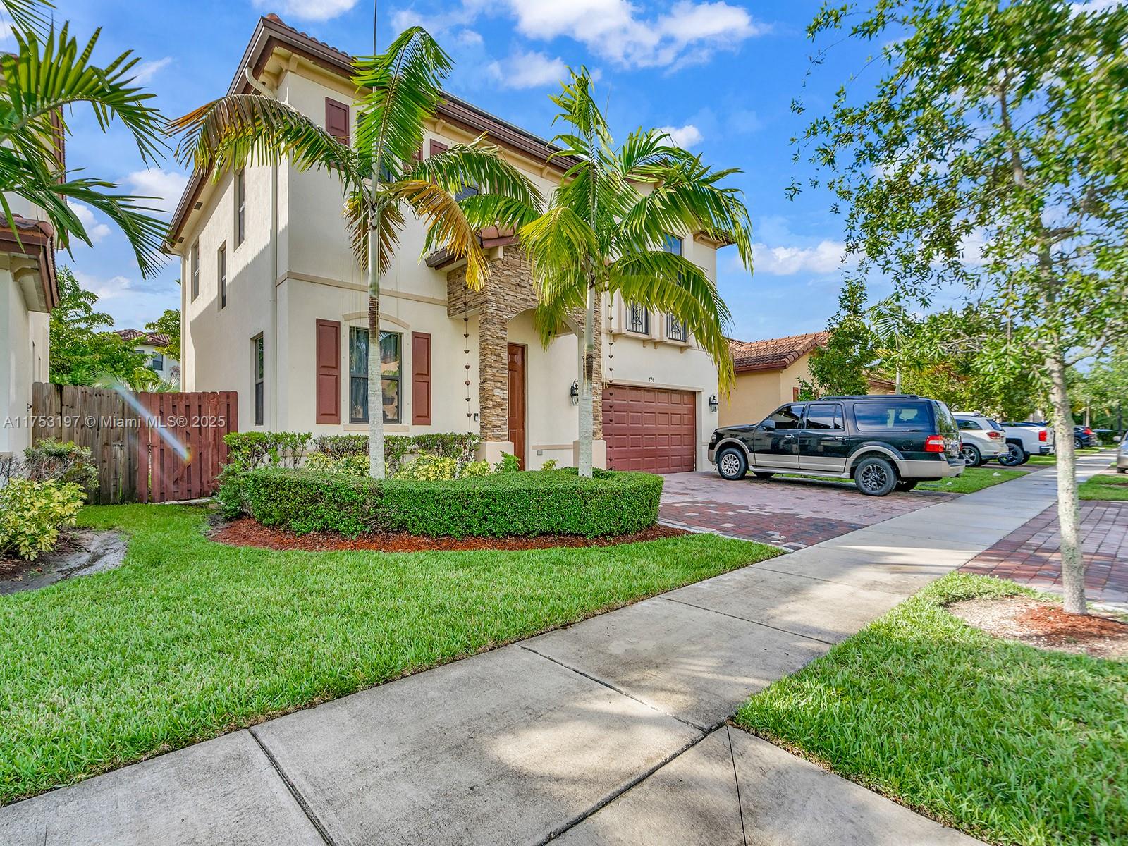 726 SE 37th Pl, Homestead FL 33033