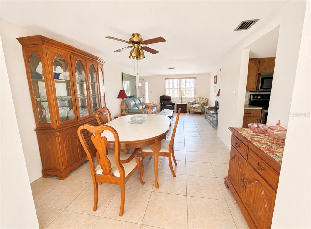 5617 CANOSA DRIVE, HOLIDAY, FL — photo 3 of 15
