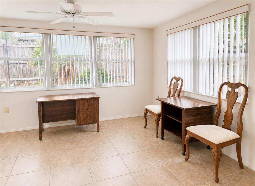 5617 CANOSA DRIVE, HOLIDAY, FL — photo 4 of 15