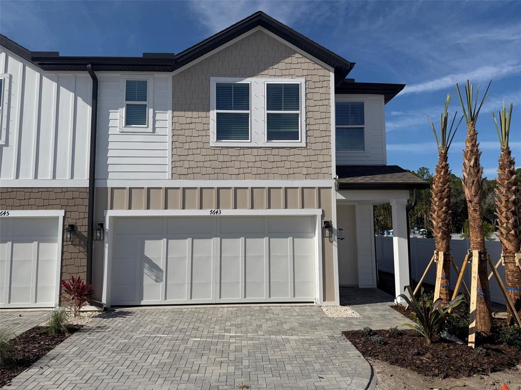 7643 DEER VALLEY CIRCLE