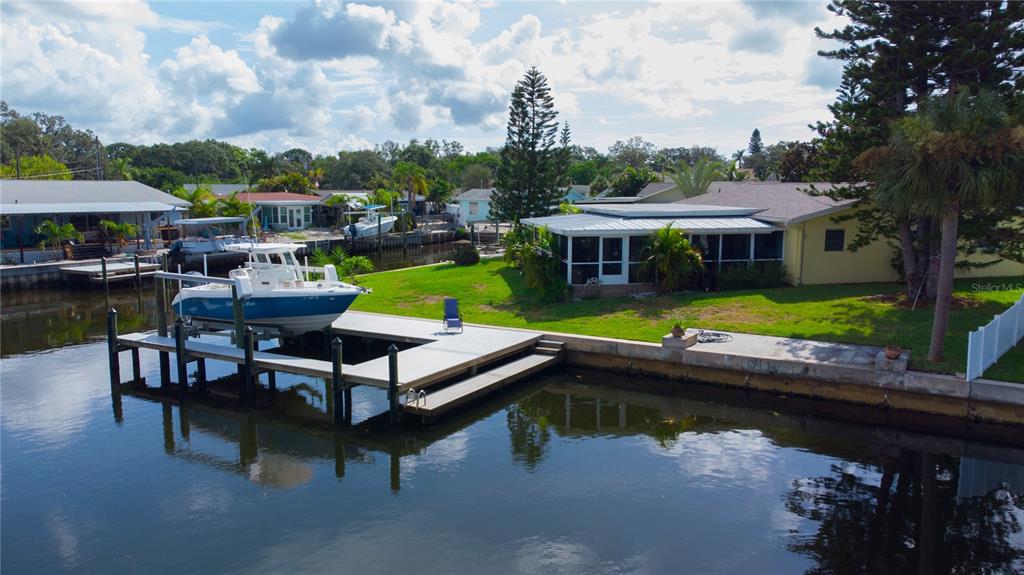 318 CIRCLE DRIVE, PALM HARBOR, FL — photo 5 of 30