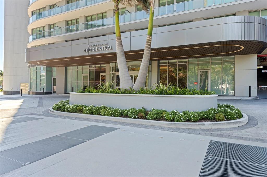 400 CENTRAL AVENUE UNIT 3103