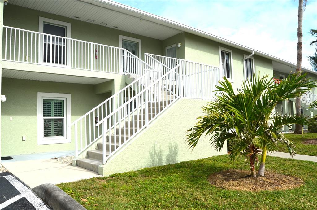 8100 MEMORY LANE UNIT 207, ROTONDA WEST, FL — photo 2 of 30