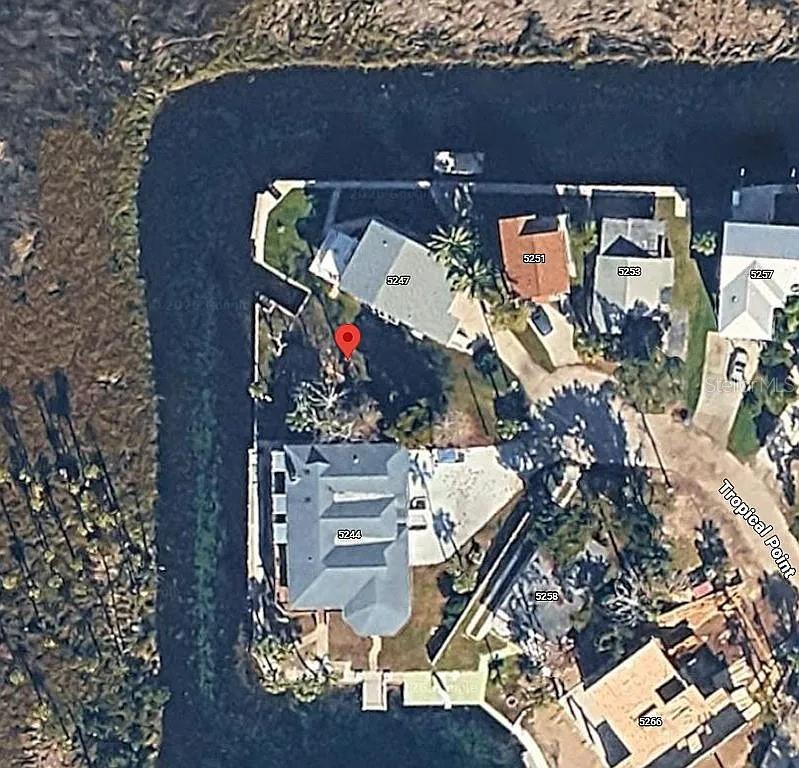 5243 TROPICAL POINT