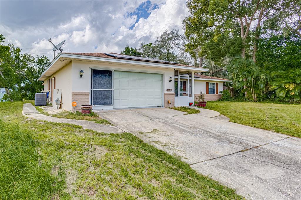 1522 GAINESVILLE DRIVE, DELTONA, FL — photo 2 of 24