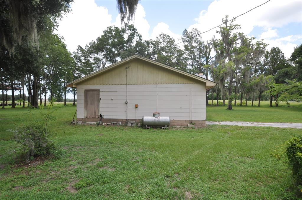 18491 NE STATE ROAD 121, WILLISTON, FL — photo 4 of 26