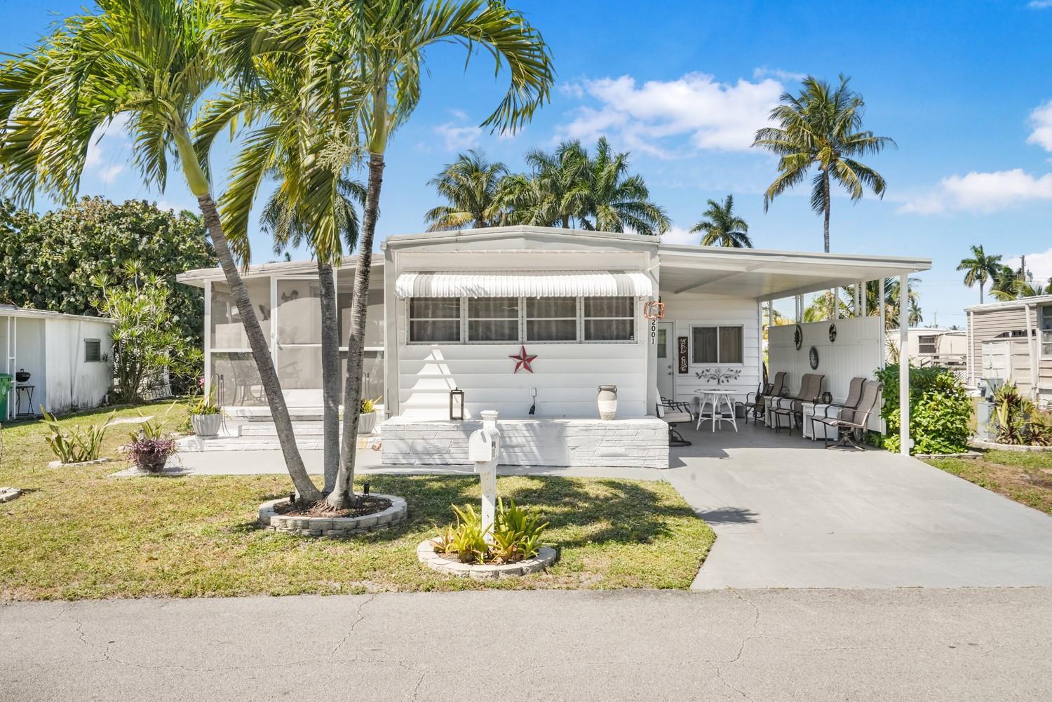 2001 SW 84th Avenue, Davie FL 33324