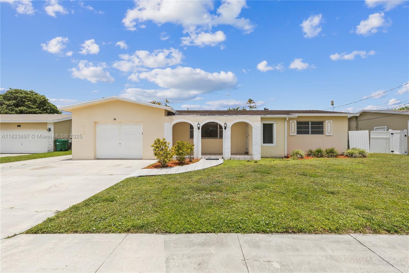 156 SW 126th Ave, Plantation FL 33325