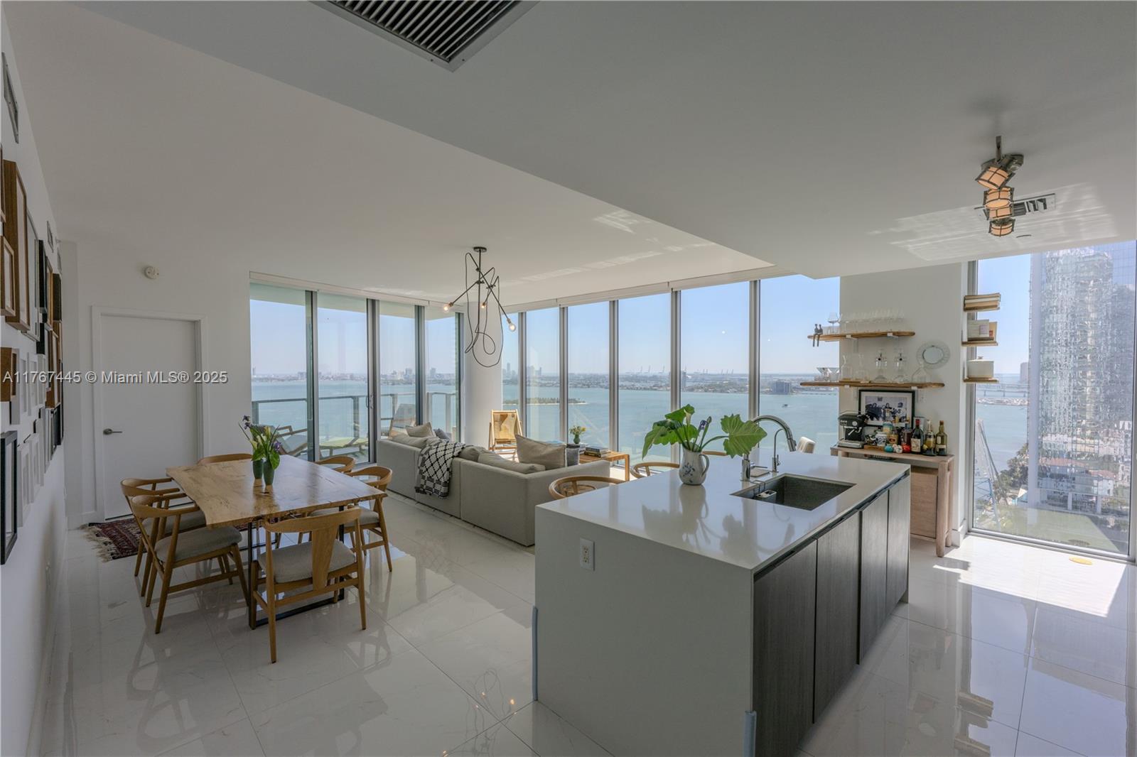 2900 NE 7th Ave # 2407, Miami FL 33137