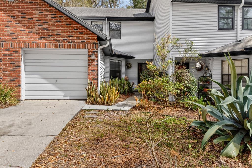 809 NW 42ND TERRACE