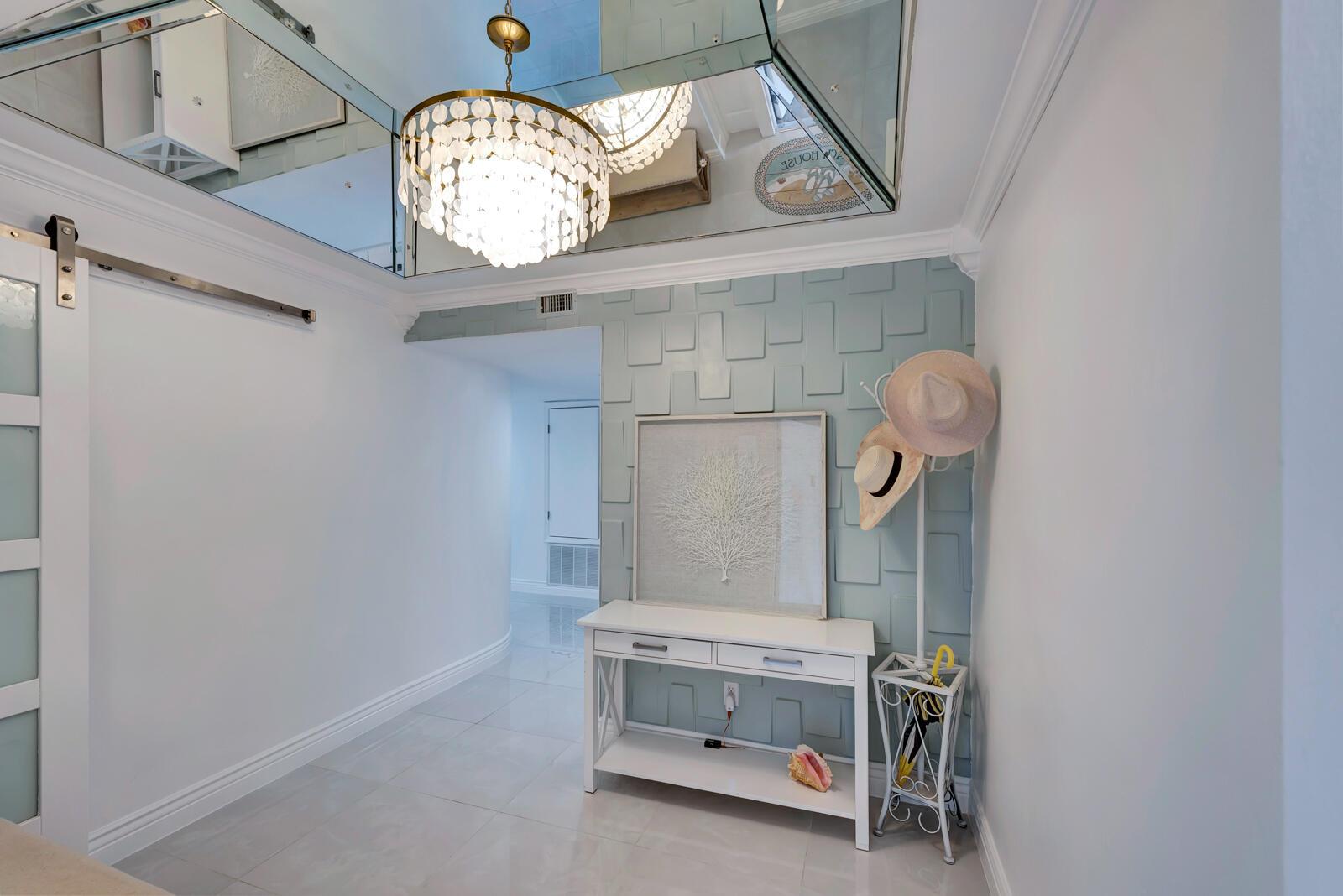 4800 Florida A1A APT 110-4 — VERO BEACH, FL